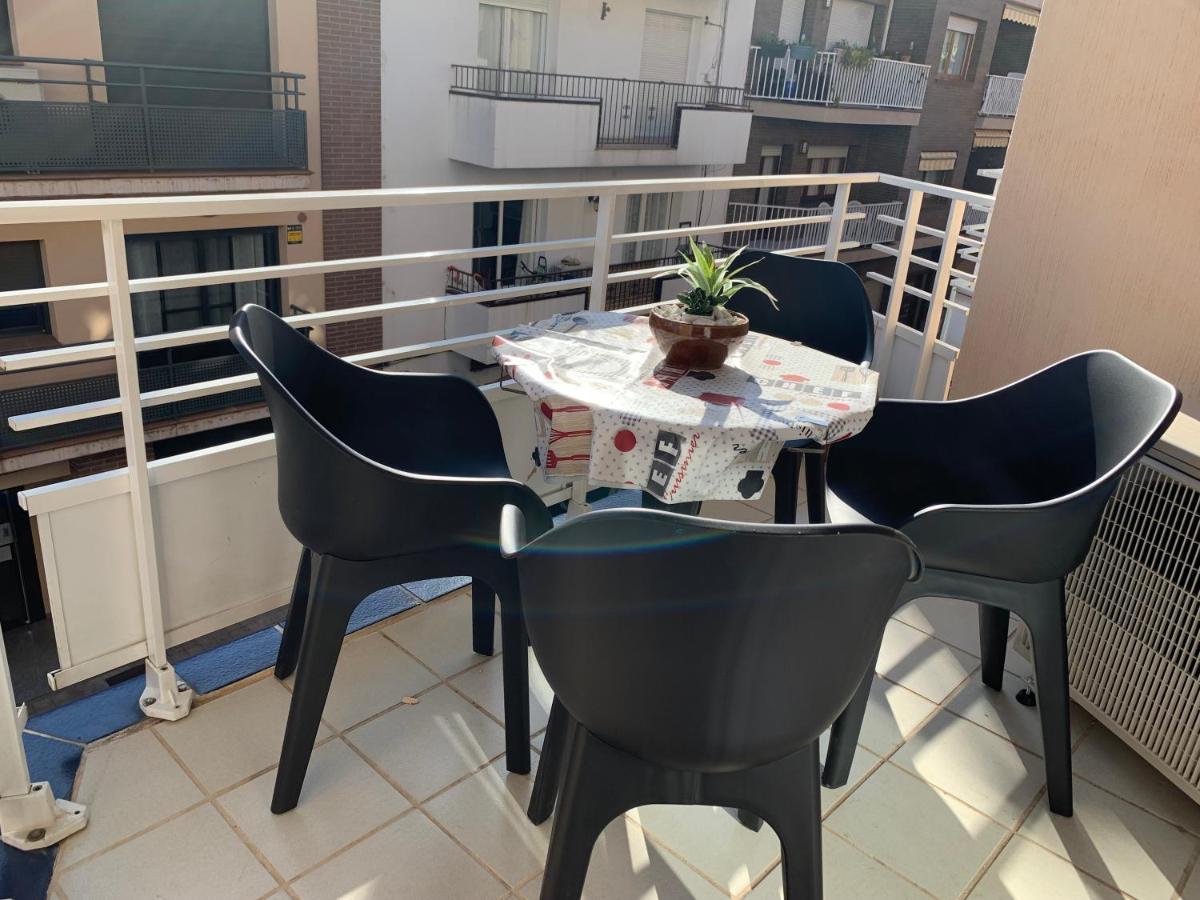 Acogedor Apartamento En Roses - 50M Playa - Wifi - Aire Acondicionado Exterior foto